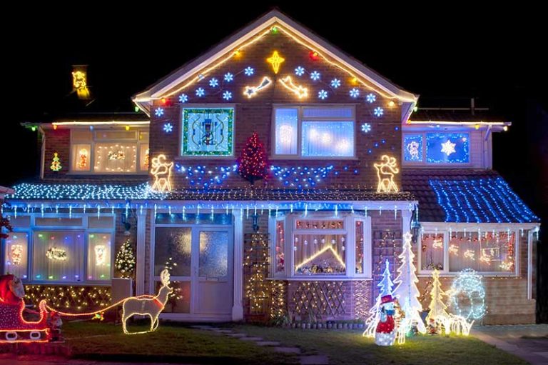 DIY vs. Professional Christmas Light Installation: What You Need to Know
